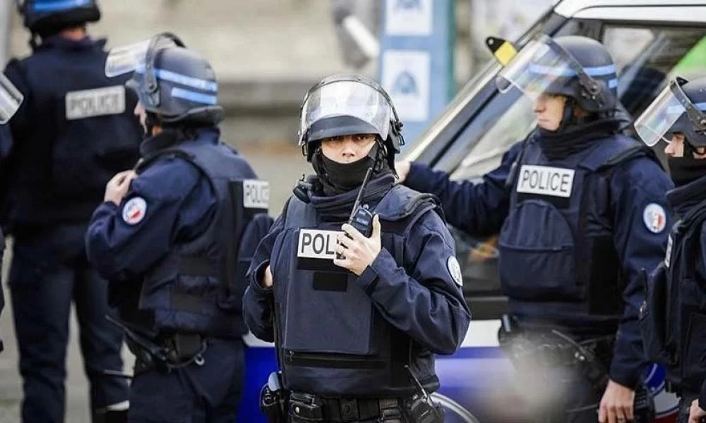 Νέα υπόθεση αστυνομικής βίας στη Γαλλία: Ξυλοκόπησαν μαύρο παραγωγό μουσικής